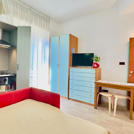 Residence & Suites ベラーリア・イジェア・マリーナ エクステリア 写真