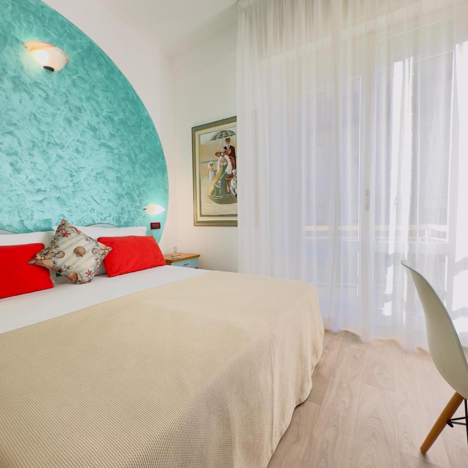 Residence & Suites ベラーリア・イジェア・マリーナ エクステリア 写真