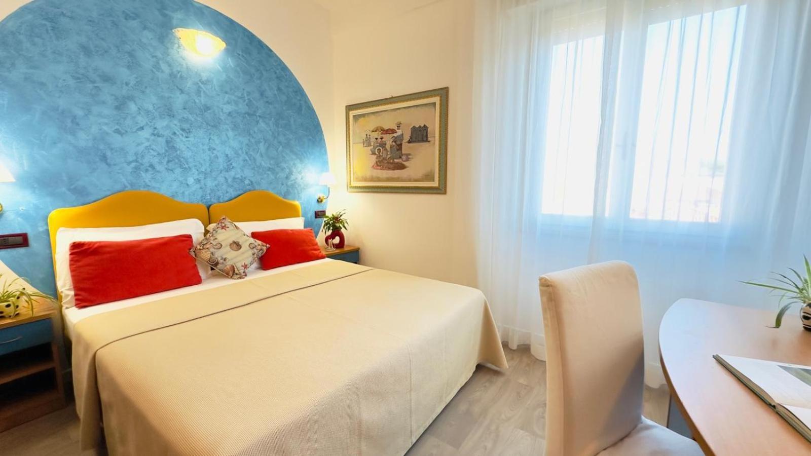 Residence & Suites ベラーリア・イジェア・マリーナ エクステリア 写真