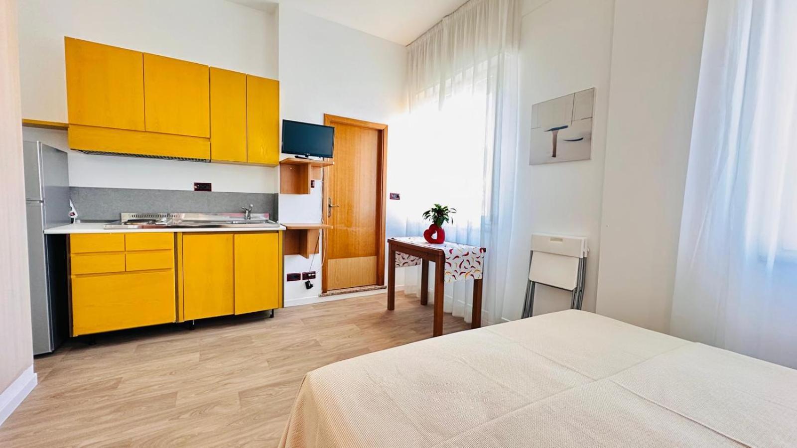Residence & Suites ベラーリア・イジェア・マリーナ エクステリア 写真